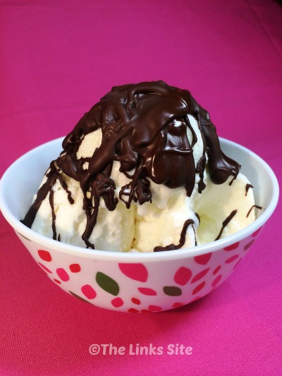 Choc Mint Ice Cream Topping - thelinkssite.com