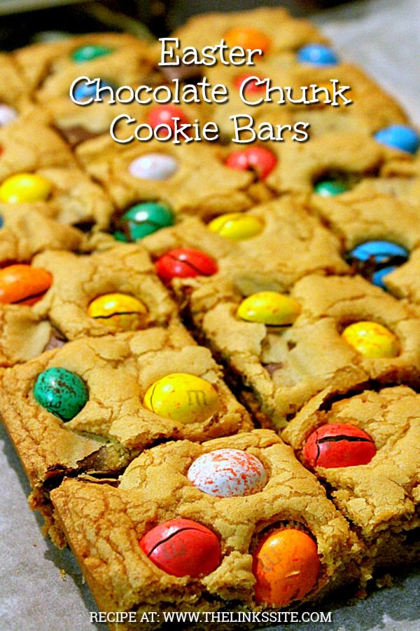 These Chocolate Chunk Cookie Bars are thick and soft with a crispy crunch when you bite into one of the speckled eggs! thelinkssite.com